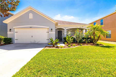 2817 Maple Brook LOOP Lutz, FL 33558