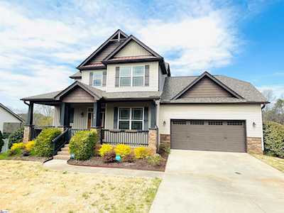 14 Rising Meadow Ln Taylors, SC 29687