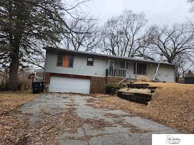 7012 N 50th St Omaha, NE 68152