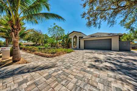 7926 Harwood Rd Seminole, FL 33777