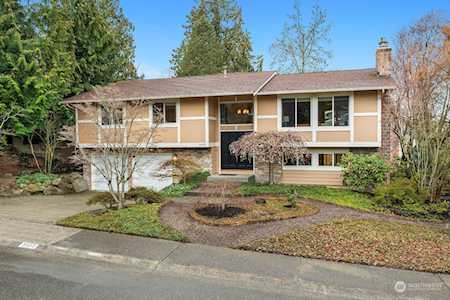 5923 105th Ave NE Kirkland, WA 98033