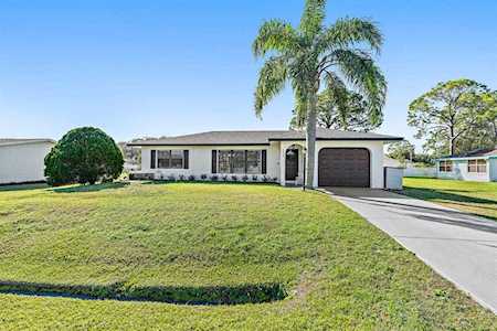 712 SE Whitehurst Avenue Port Saint Lucie, FL 34983