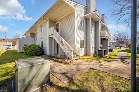 117 Roane Dr #H Hampton, VA 23669