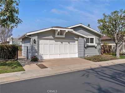2624 View Lake Santa Ana, CA 92705