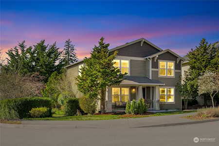 22650 NE Fern Reach Circle Redmond, WA 98053