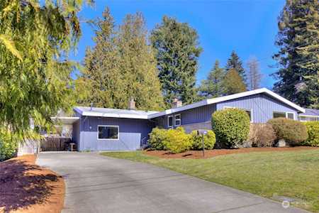 310 NE 161st St Shoreline, WA 98155