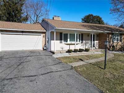 3821 Southwood Dr Easton, PA 18045