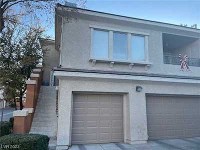 831 Cozette Ct #204 Las Vegas, NV 89144