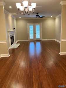 4770 SE Whitesburg Drive Huntsville, AL 35802