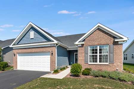 2028 Samantha Joy Ln Bolingbrook, IL 60490