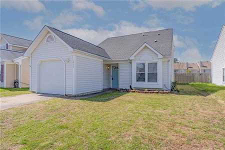 1453 Thamesford Dr Virginia Beach, VA 23464
