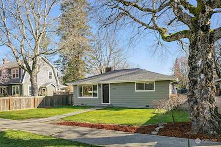 7896 Maple Ave SE Snoqualmie, WA 98065