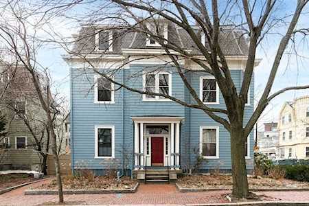 380 Harvard St #3 Cambridge, MA 02138