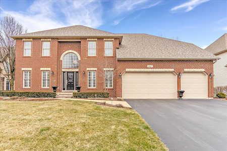 3807 Looking Post Ct Naperville, IL 60564