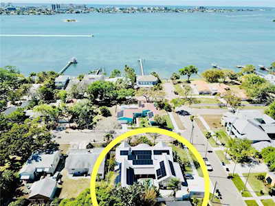 1715 Sunset Dr Clearwater, FL 33755