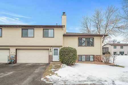8717 N Maplebrook Circle Brooklyn Park, MN 55445
