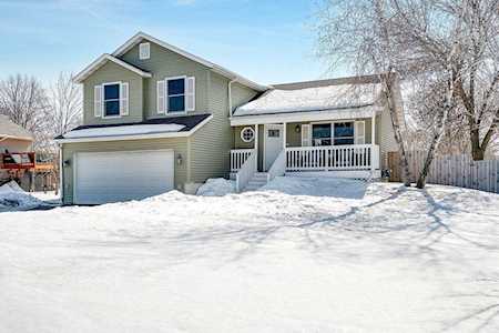 7140 Lower 170th Court W Lakeville, MN 55068