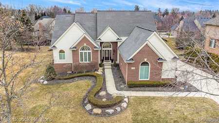 41764 Hempshire St Novi, MI 48375