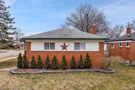 12890 Columbia Redford Twp, MI 48239