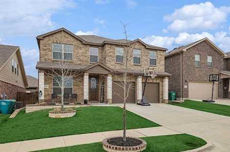 5625 Las Lomas Lane Denton, TX 76208