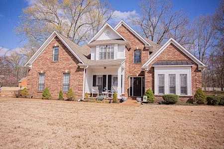 564 Mockingbird Dr Brighton, TN 38011