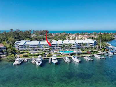 615 Dream Island Rd #208 Longboat Key, FL 34228