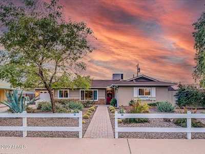1613 W Mclellan Boulevard Phoenix, AZ 85015