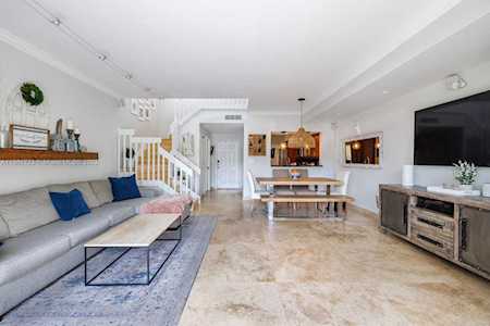 9993 SW 118th Pl #9993 Miami, FL 33186