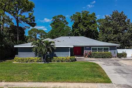 8830 Merrimoor Blvd Seminole, FL 33777