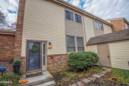 11 Brookside Dr Oak Ridge, TN 37830