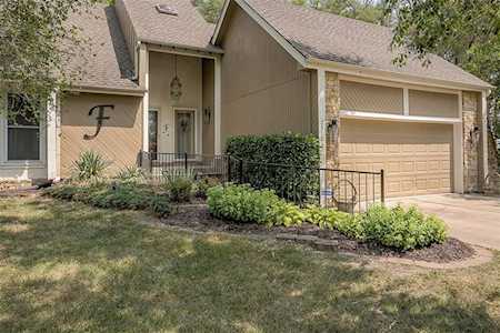 25706 NE Colbern Rd Lee's Summit, MO 64086
