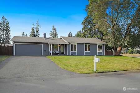 2810 SE Arie Ct Port Orchard, WA 98366
