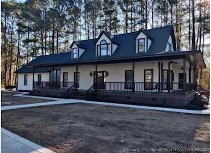 2322 Willougby Dr Eastover, NC 28312