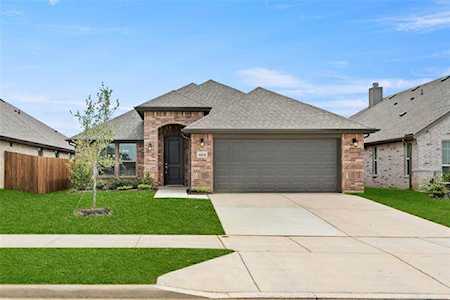 4916 Sassafras Drive Fort Worth, TX 76036