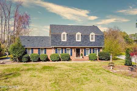 1031 Colleton Way Trent Woods, NC 28562
