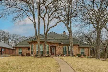 4925 Bridgewater Drive Arlington, TX 76017