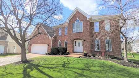 2263 Kaskaskia Ct Naperville, IL 60565
