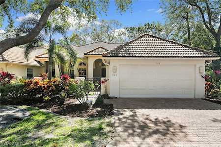 322 Carinosa Ct #18-4 Naples, FL 34110