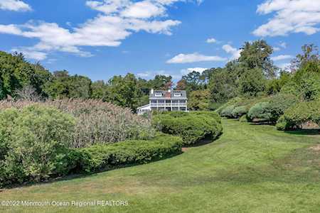 476 Navesink River Rd Red Bank, NJ 07701