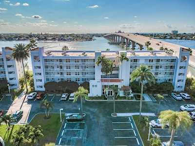5701 Bahia Del Mar CIRCLE #204 St. Petersburg, FL 33715