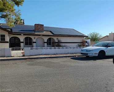 4634 E Cleveland Ave Las Vegas, NV 89104
