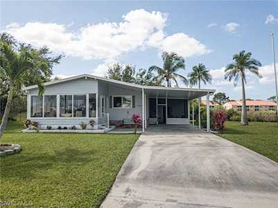 26292 Squire Ln Bonita Springs, FL 34135