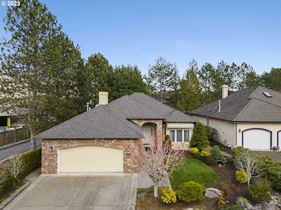 4414 NW Tamoshanter WAY Portland, OR 97229
