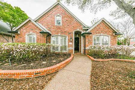 3764 Park Place Addison, TX 75001