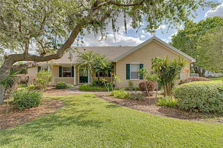 2430 Wildwood Ct Winter Haven, FL 33884