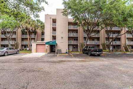 9470 Tangerine Place #411 Davie, FL 33324
