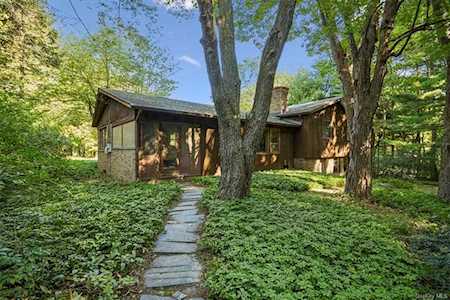 252 Pine Ridge Drive Wappingers Falls, NY 12590