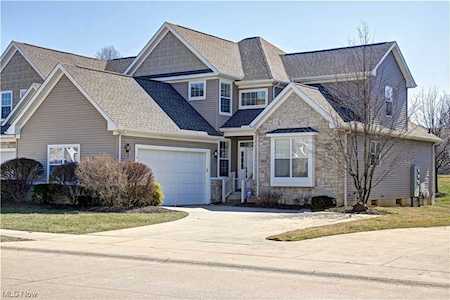 29452 Hummingbird Circle #73 Westlake, OH 44145