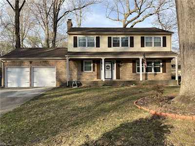 1305 Dartmouth Circle Virginia Beach, VA 23464