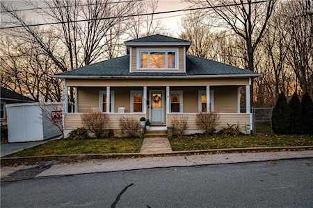 30 Hebert St Coventry, RI 02816